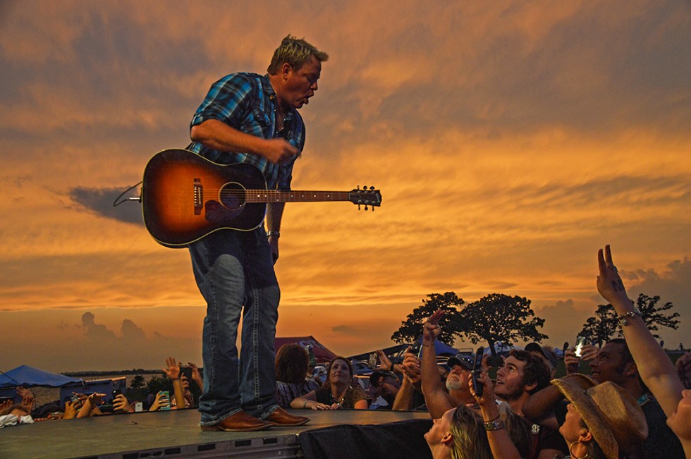 Pat Green Onstage 4